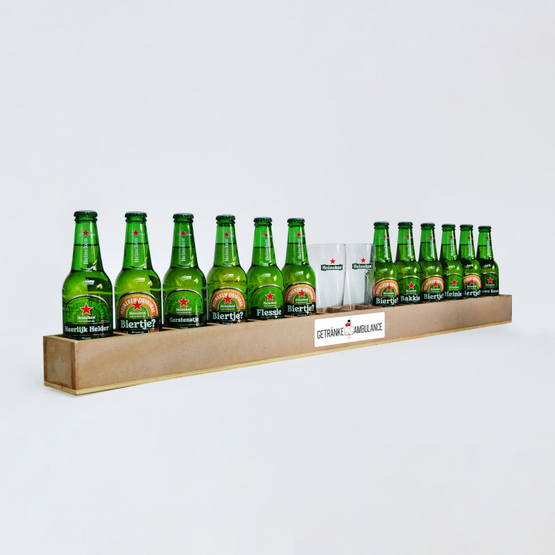 Biermeter mit Heineken und zwei Gläser
